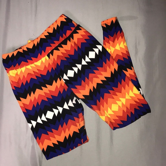 3 Pairs of LulaRoe Leggings - Picture 3 of 4